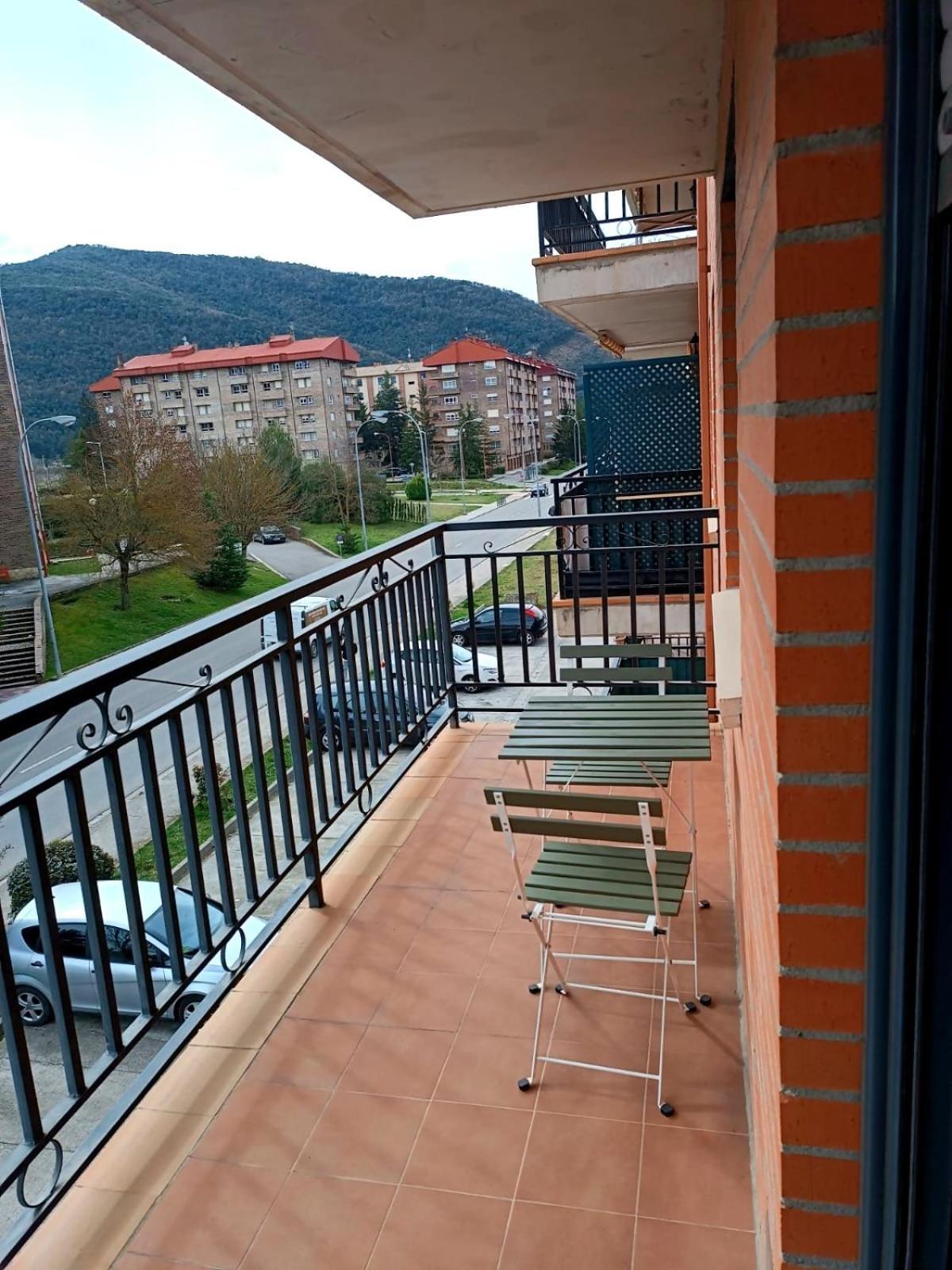Apartamento O Mon Sabiñánigo エクステリア 写真