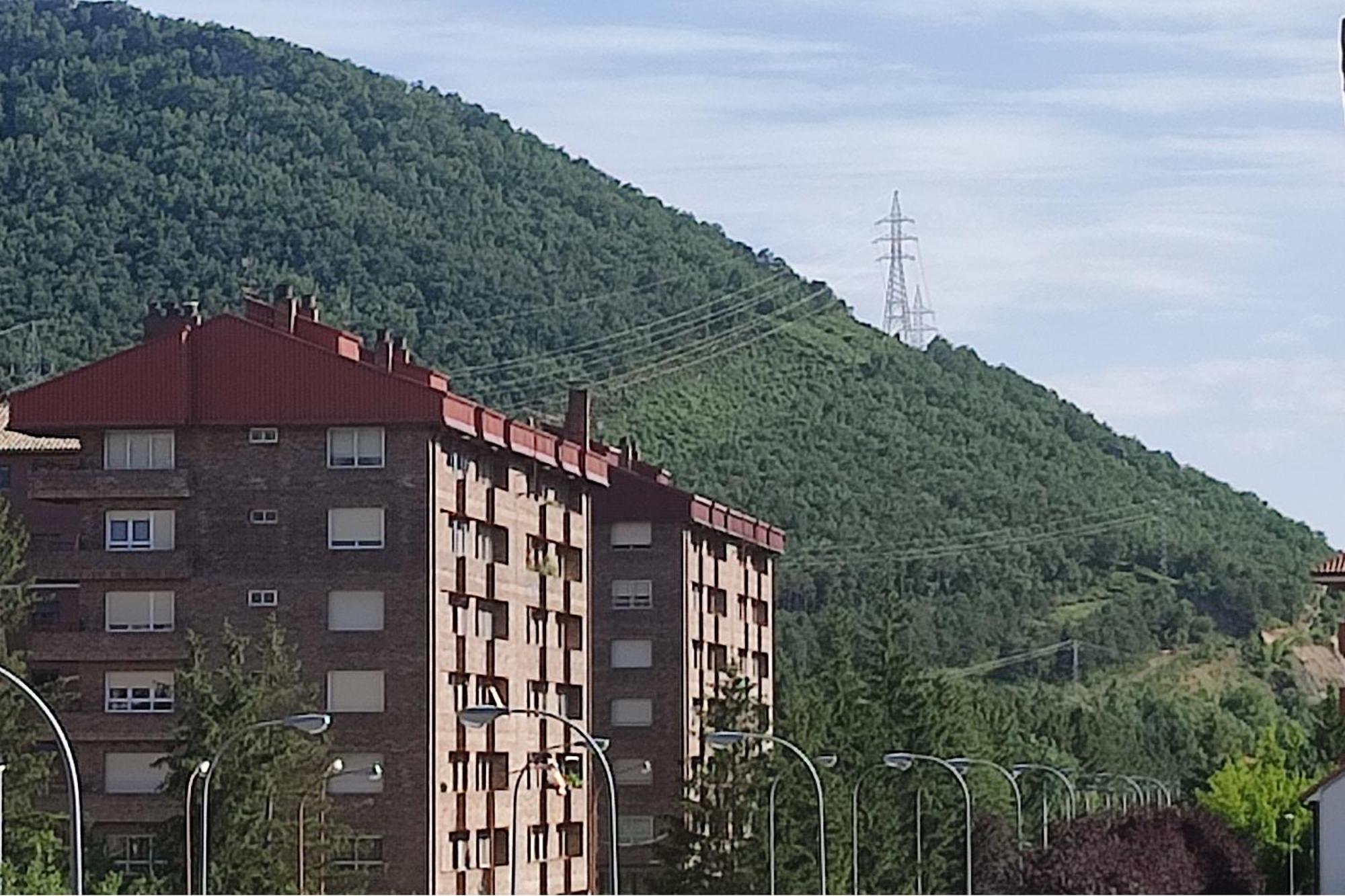 Apartamento O Mon Sabiñánigo エクステリア 写真